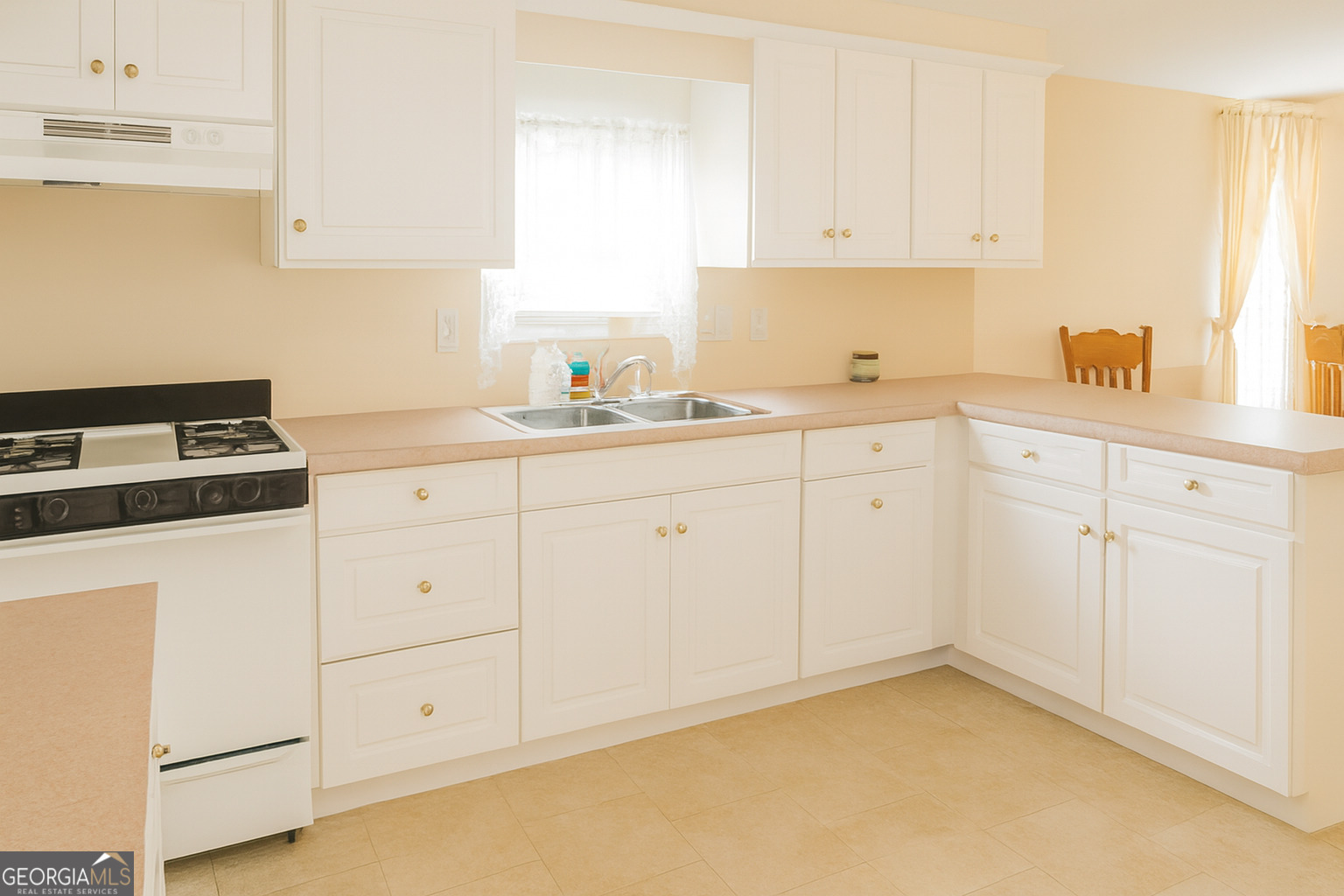 138 Omer Bond Road Royston, GA 30662 - Photo 9 of 18