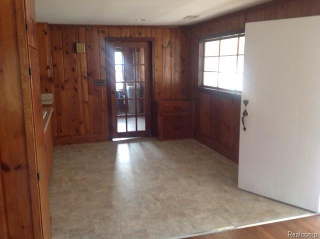 15748 Almont Road Allenton, MI 48002 - Photo 8 of 28 Dining Room
