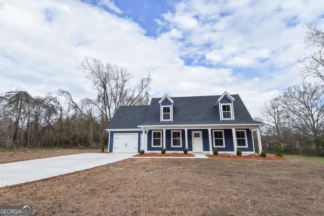 $310,000 | 115 Garland Street, Molena, GA 30258