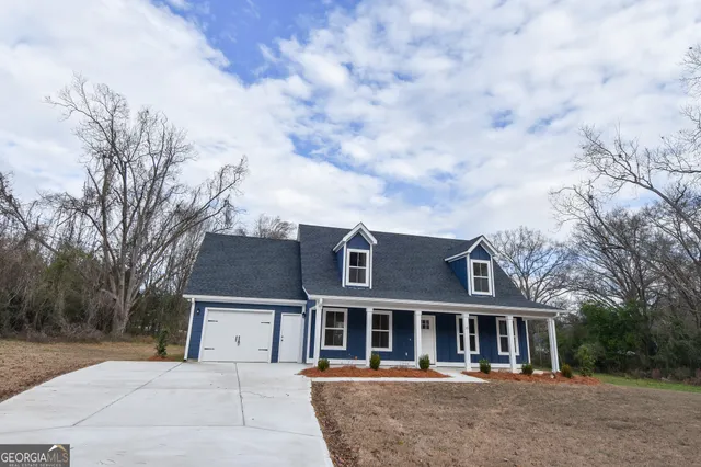 $310,000 | 115 Garland Street, Molena, GA 30258