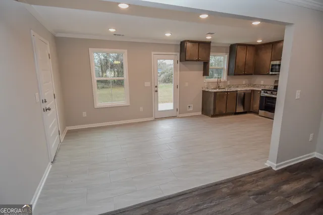 $310,000 | 115 Garland Street, Molena, GA 30258