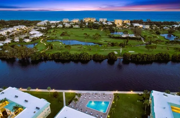 $194,999 | 35 Colonial Club Drive, Unit 203, Boynton Beach, FL 33435