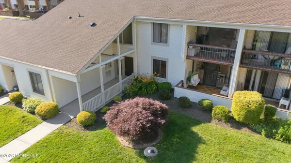 $289,900 | 5 Avon Drive East, Unit 5S, East Windsor, NJ 08520