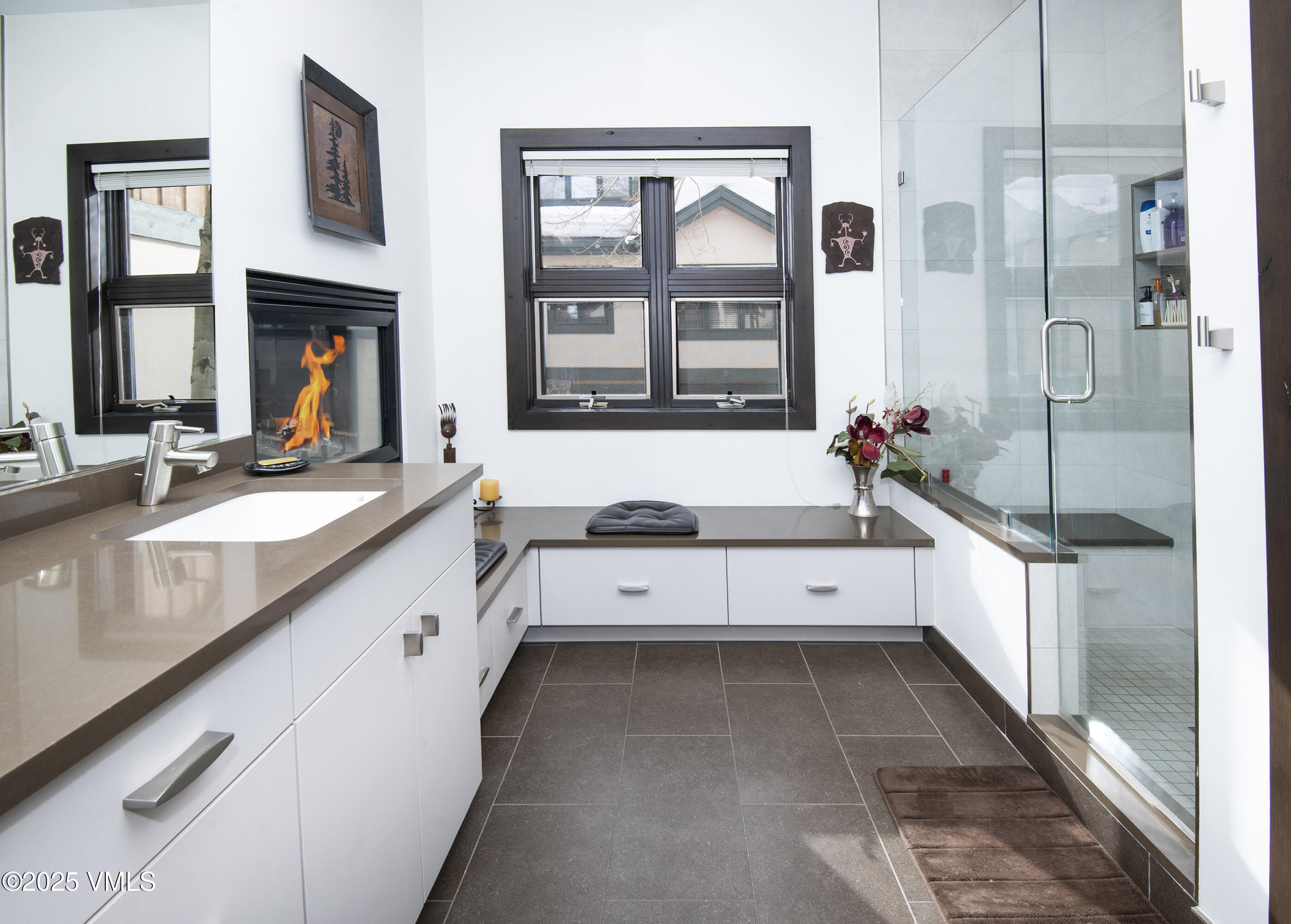 1890 Lions Ridge Loop, Unit 8 Vail, CO 81657 - Photo 17 of 39 a large white kitchen with a large window