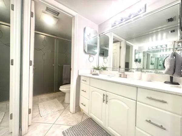 $3,000 | 1714 Consulate Place, Unit 101, West Palm Beach, FL 33401