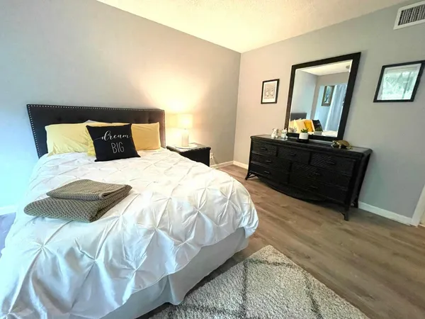 $3,000 | 1714 Consulate Place, Unit 101, West Palm Beach, FL 33401