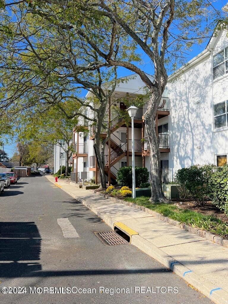 1606 Main Street, Unit R207 Belmar, NJ 07719 - Photo 15 of 19 20221026171459882579000000-o