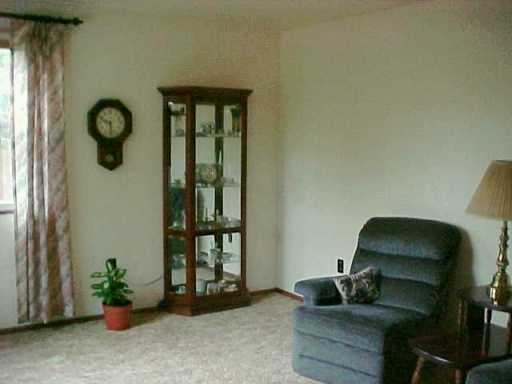 177 Baldwin Road Carnegie, PA 15106 - Photo 8 of 8 Gallery Image 8
