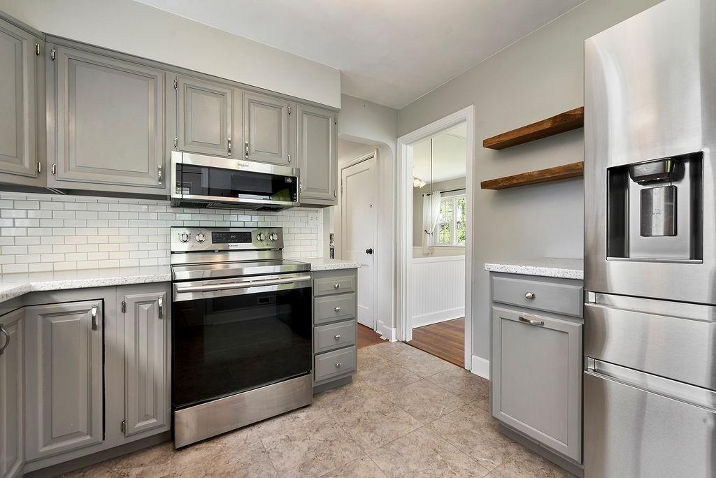 3237 Apache Road Pittsburgh, PA 15241 - Photo 10 of 33