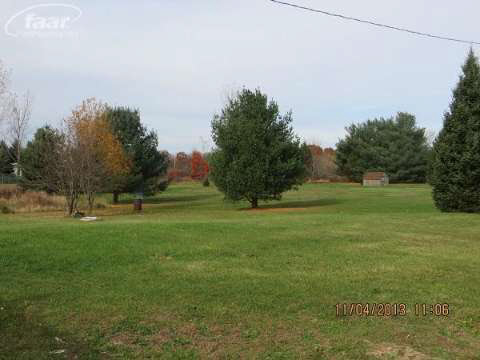 1979 West Lovejoy Road Perry, MI 48872 - Photo 10 of 11 20385867-10.JPG