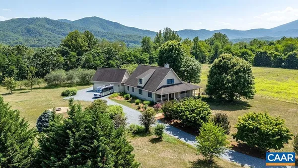 $875,000 | 450 Phillips Lane, Nellysford, VA 22958