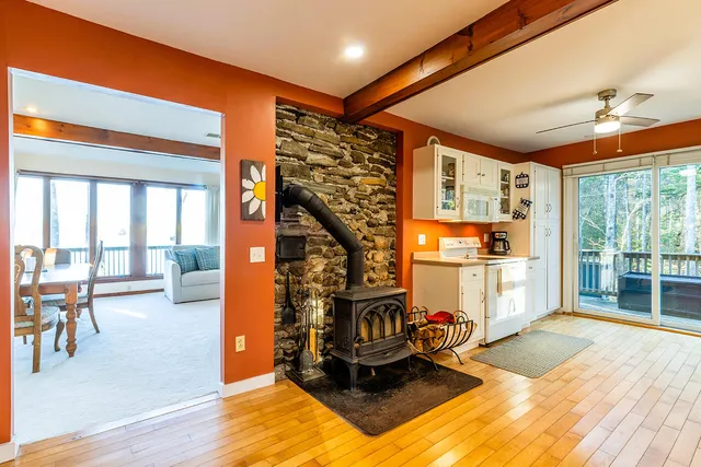 $785,000 | 84 Annis Lane, Hope, ME 04847