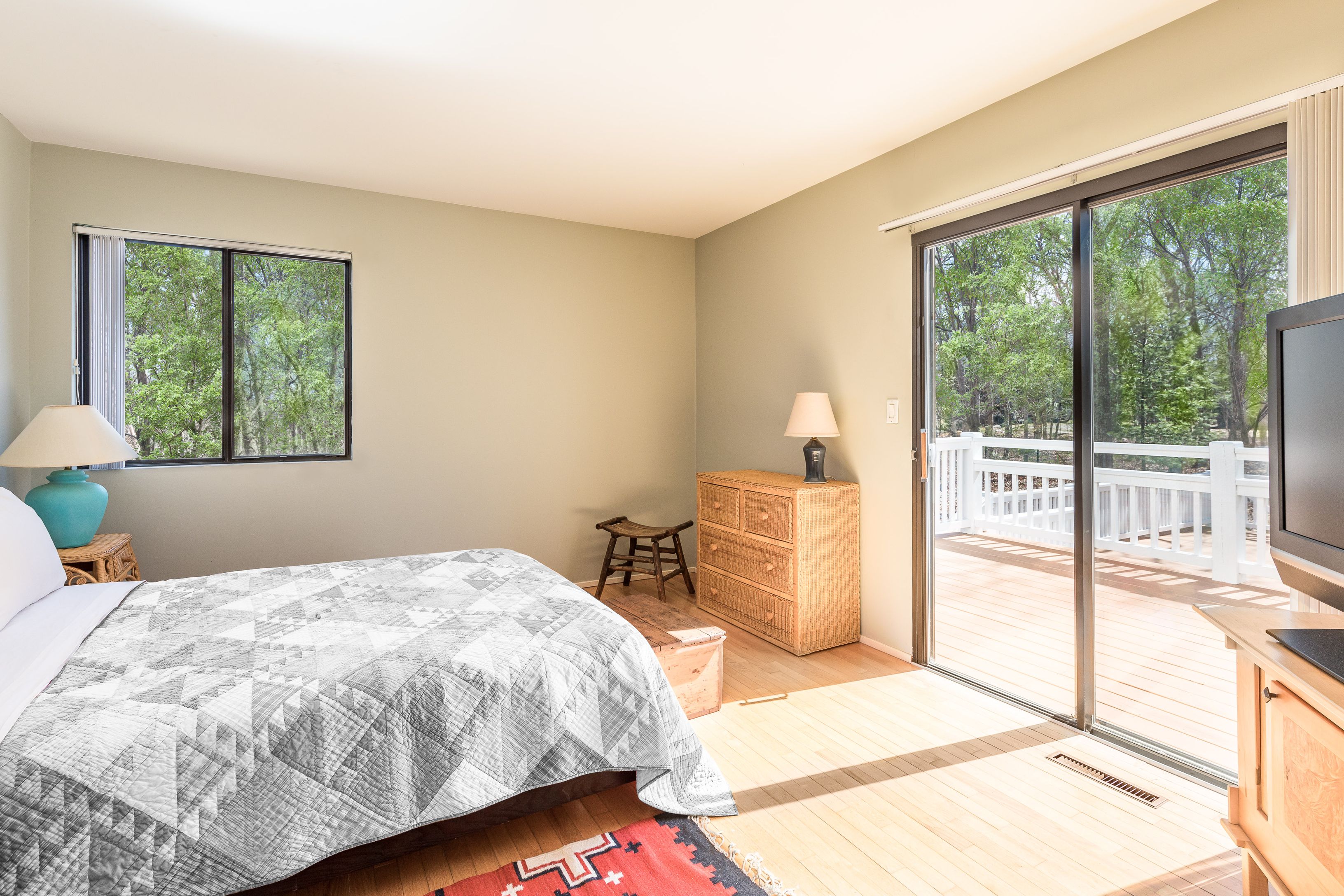 16 Rivers Road East Hampton, NY 11937 - Photo 12 of 15 Gallery Image 12