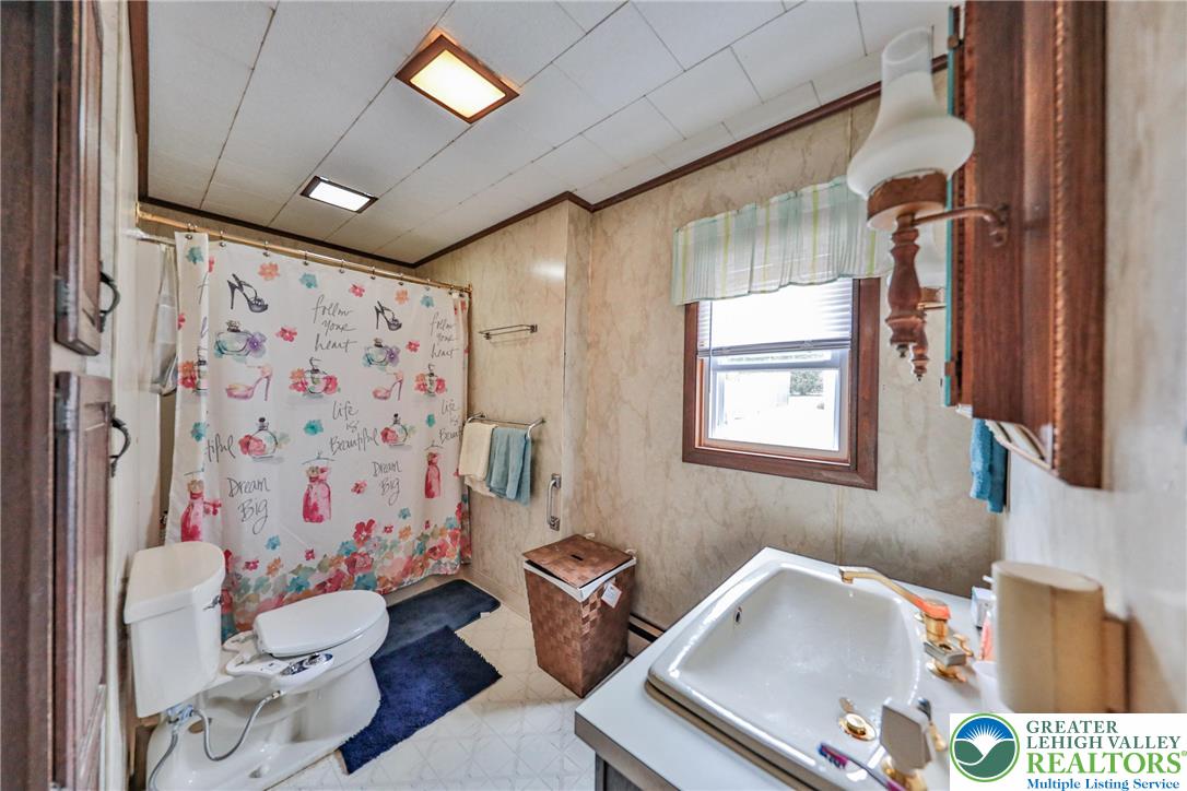 1005 7th Street Whitehall, PA 18052 - Photo 27 of 74