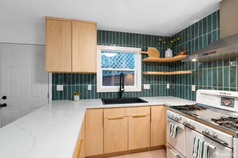 $1,195,000 | 208 Harkness Avenue, San Francisco, CA 94134