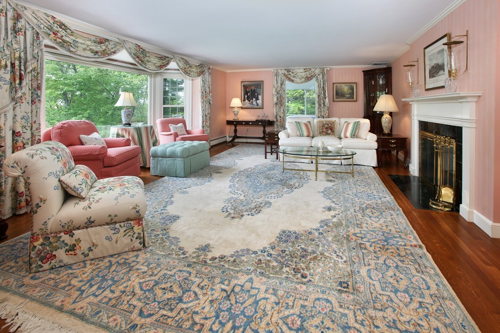 87 Nobscot Road Weston, MA 02493 - Photo 2 of 14 Gallery Image 2
