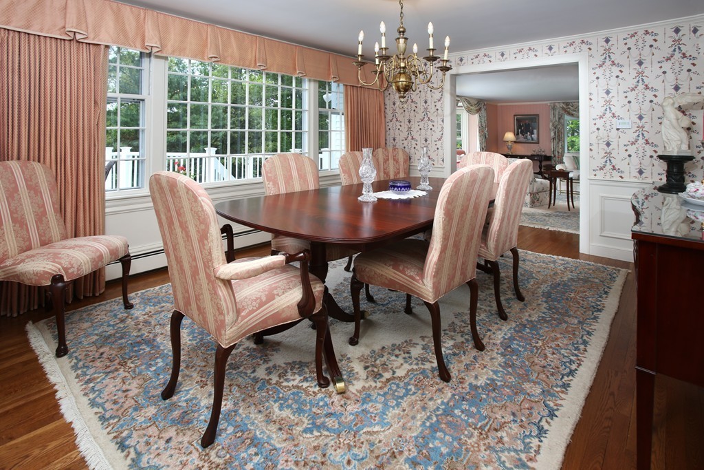 87 Nobscot Road Weston, MA 02493 - Photo 3 of 14 Gallery Image 3