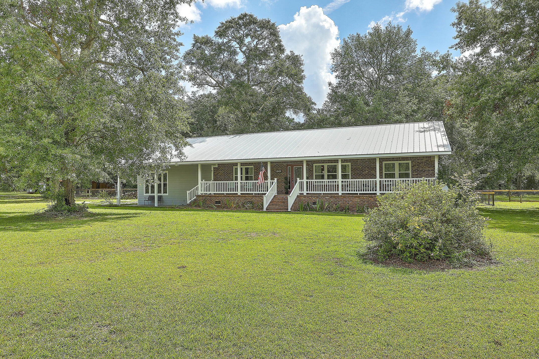 5720 Sauldam Road Ravenel, SC 29470 - Photo 2 of 57 1R3A9704_05_06_07_08_09_10