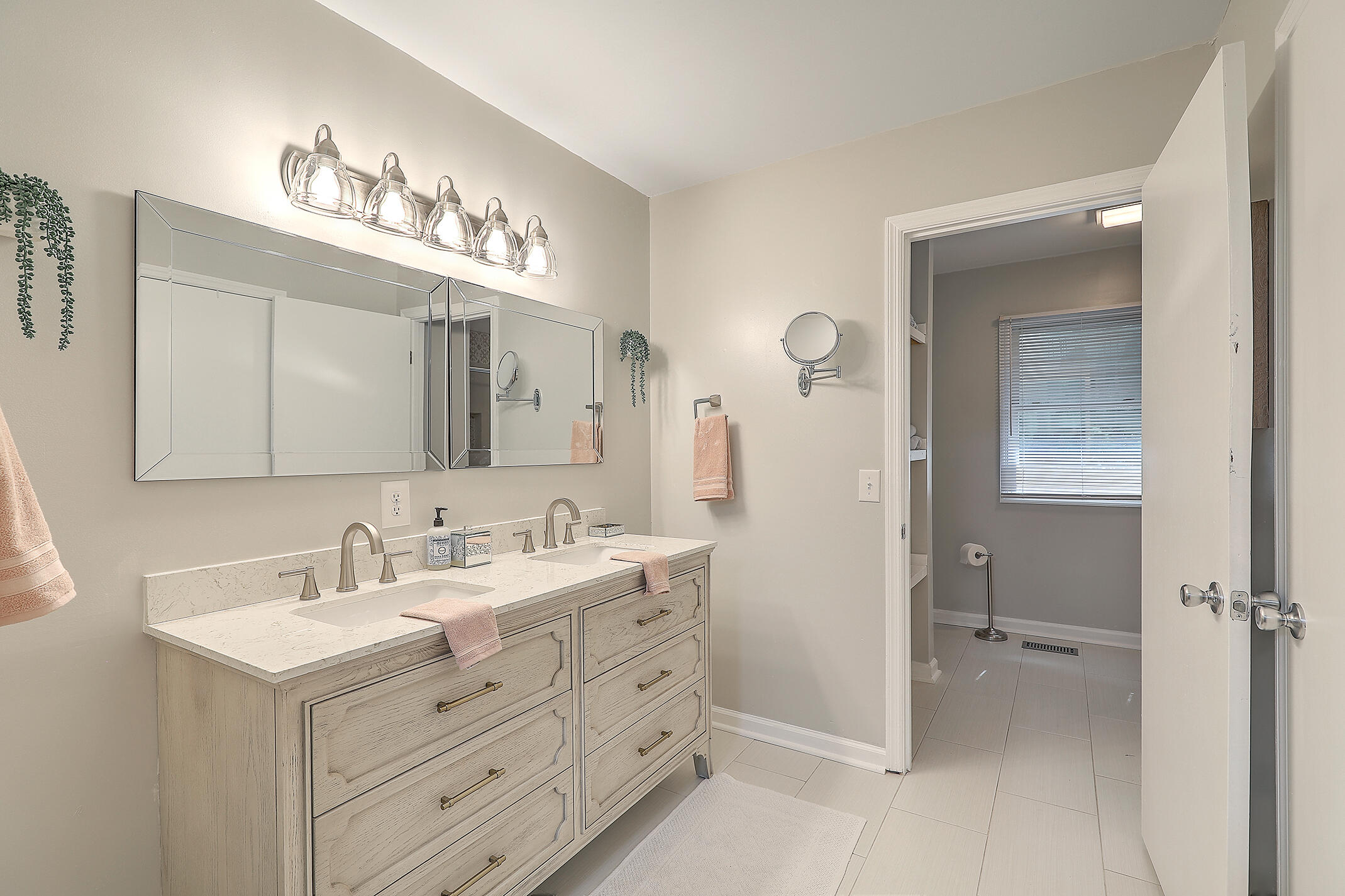 5720 Sauldam Road Ravenel, SC 29470 - Photo 29 of 57 1R3A9655_56_57_58_59_60_61