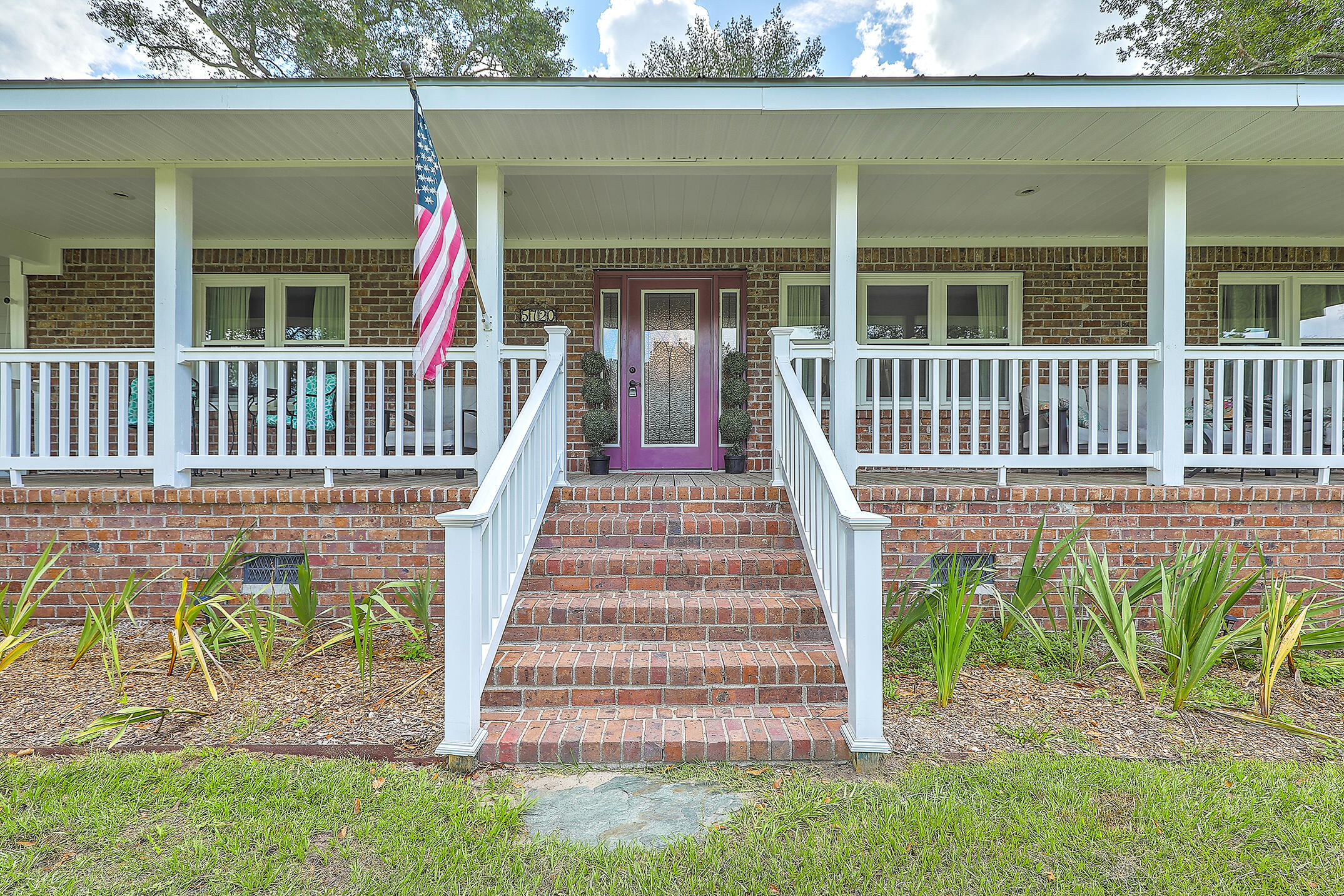 5720 Sauldam Road Ravenel, SC 29470 - Photo 3 of 57 1R3A9753_4_5_6_7_8_9