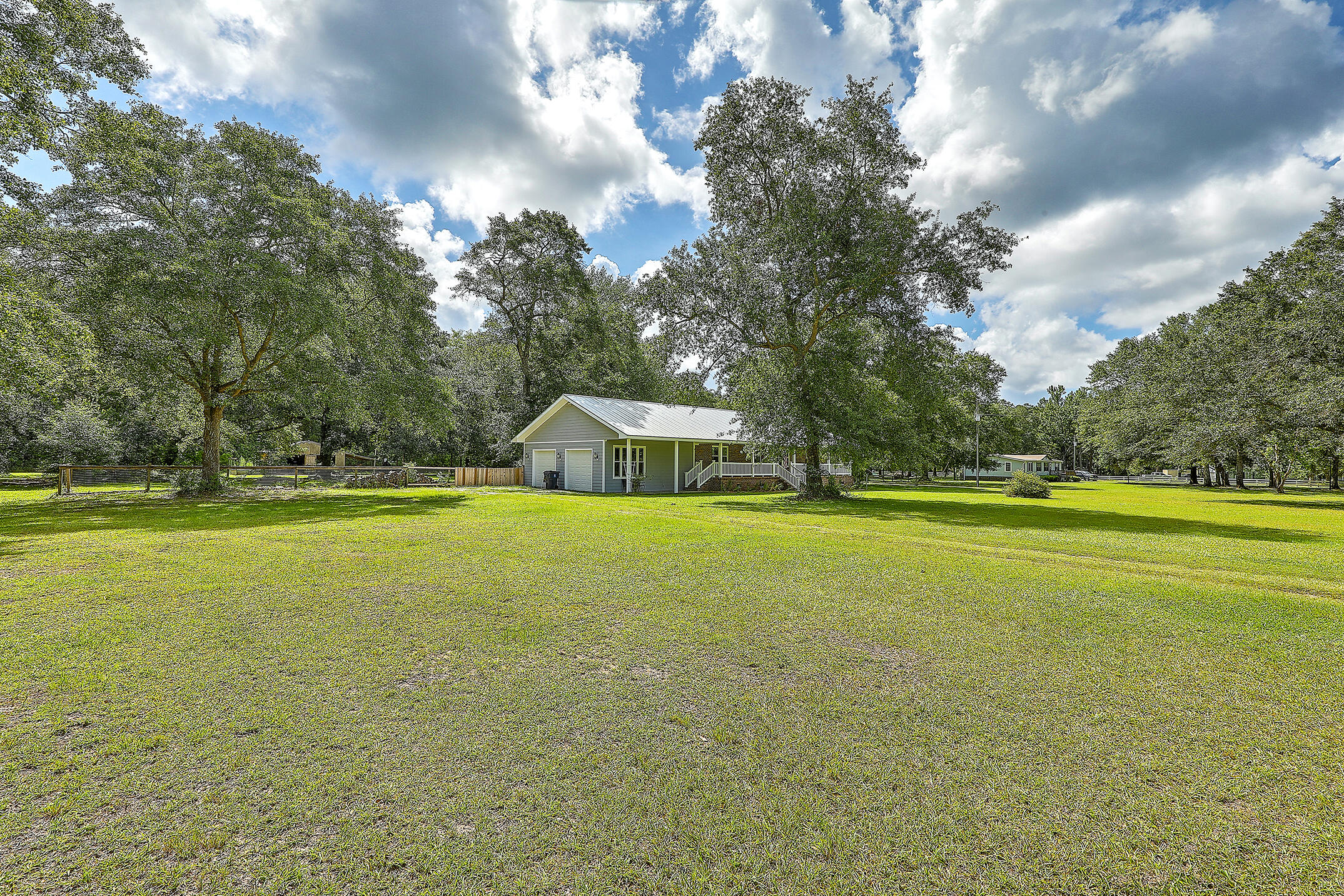 5720 Sauldam Road Ravenel, SC 29470 - Photo 10 of 57 1R3A9718_19_20_21_22_23_24