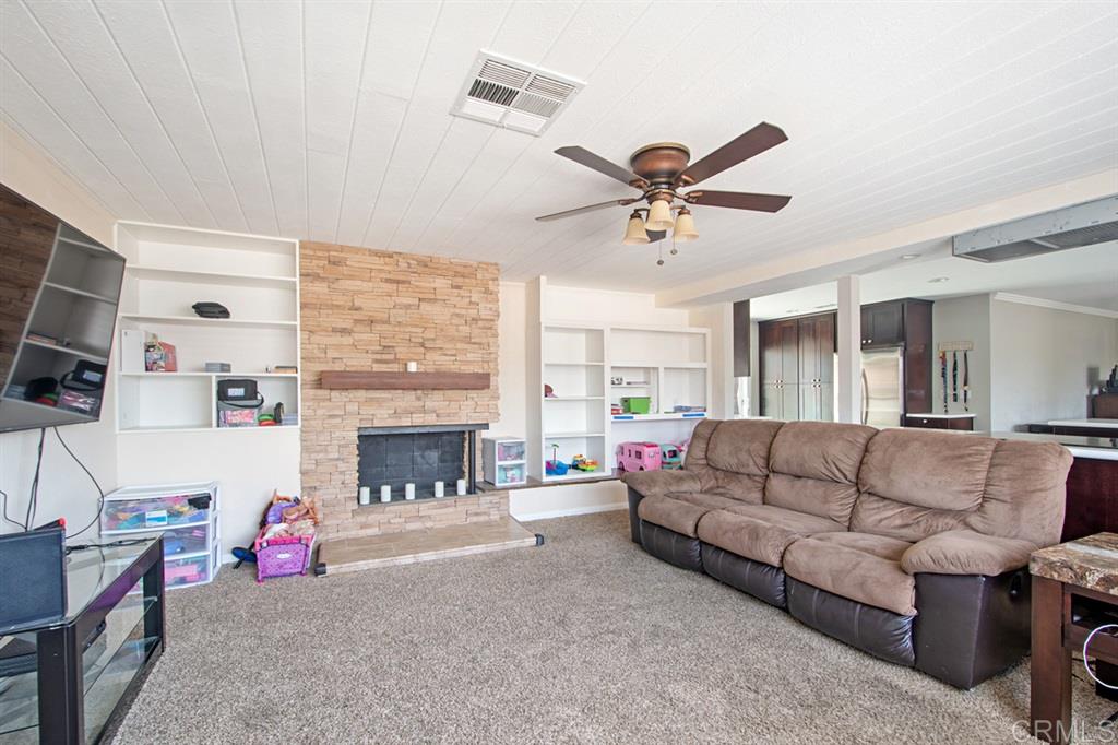 9268 Dunbarton Road Santee, CA 92071 - Photo 15 of 25