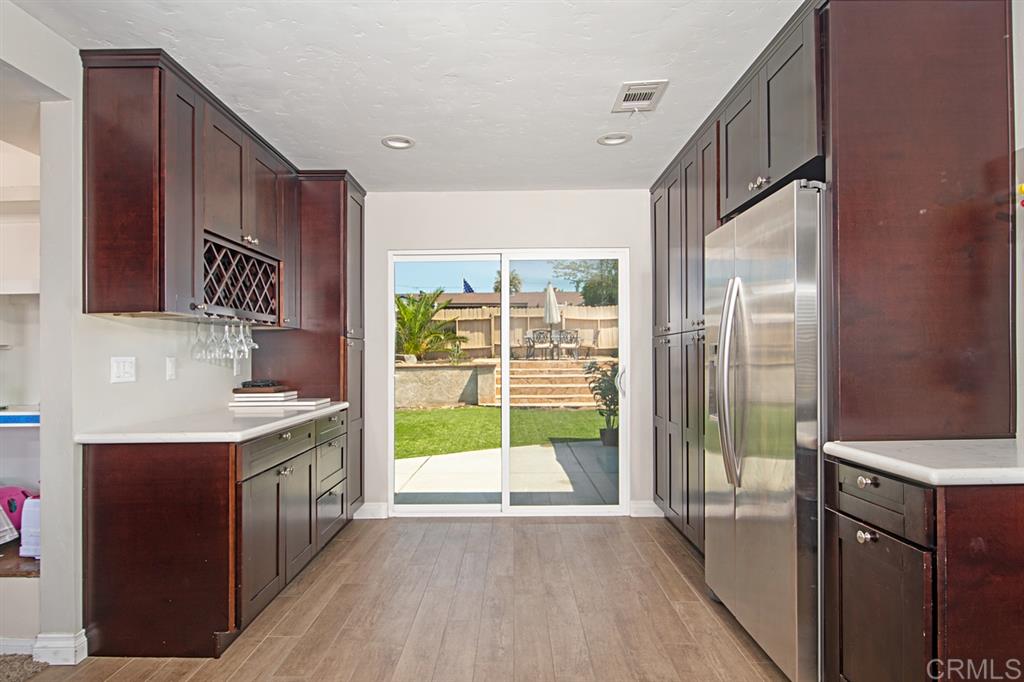 9268 Dunbarton Road Santee, CA 92071 - Photo 10 of 25