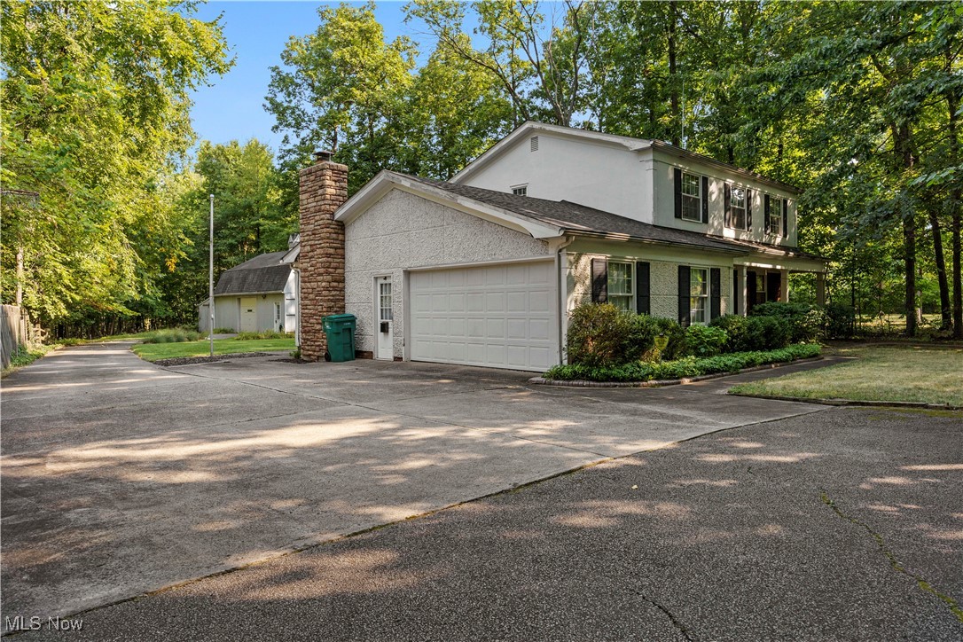9409 Johnnycake Ridge Road Mentor, OH 44060 - Photo 4 of 38 Gallery Image 4