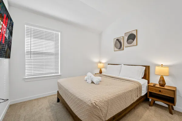 $2,250 | 1940 Velvet Oak Lane, Conroe, TX 77304