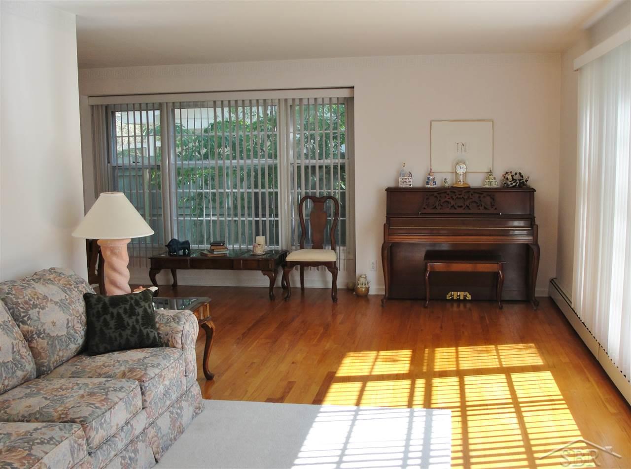671 Stoneham Road Saginaw, MI 48638 - Photo 10 of 49 Gallery Image 10