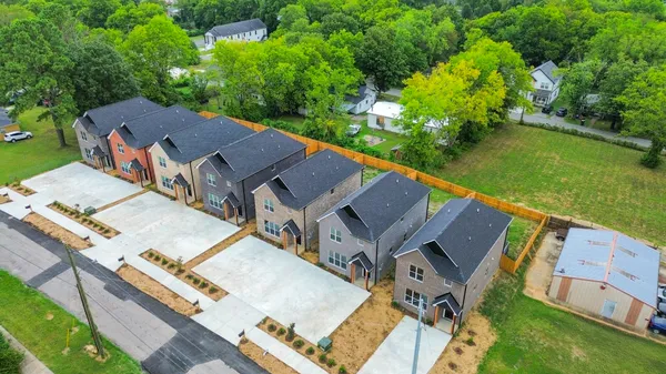 $2,150 | 656 Chambers Street, Unit 170, Gallatin, TN 37066