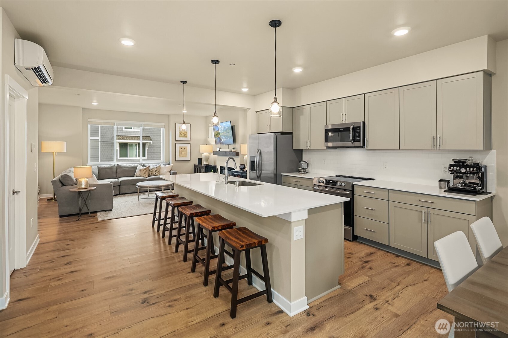 22928 80th Place West Edmonds, WA 98026 - Photo 2 of 29