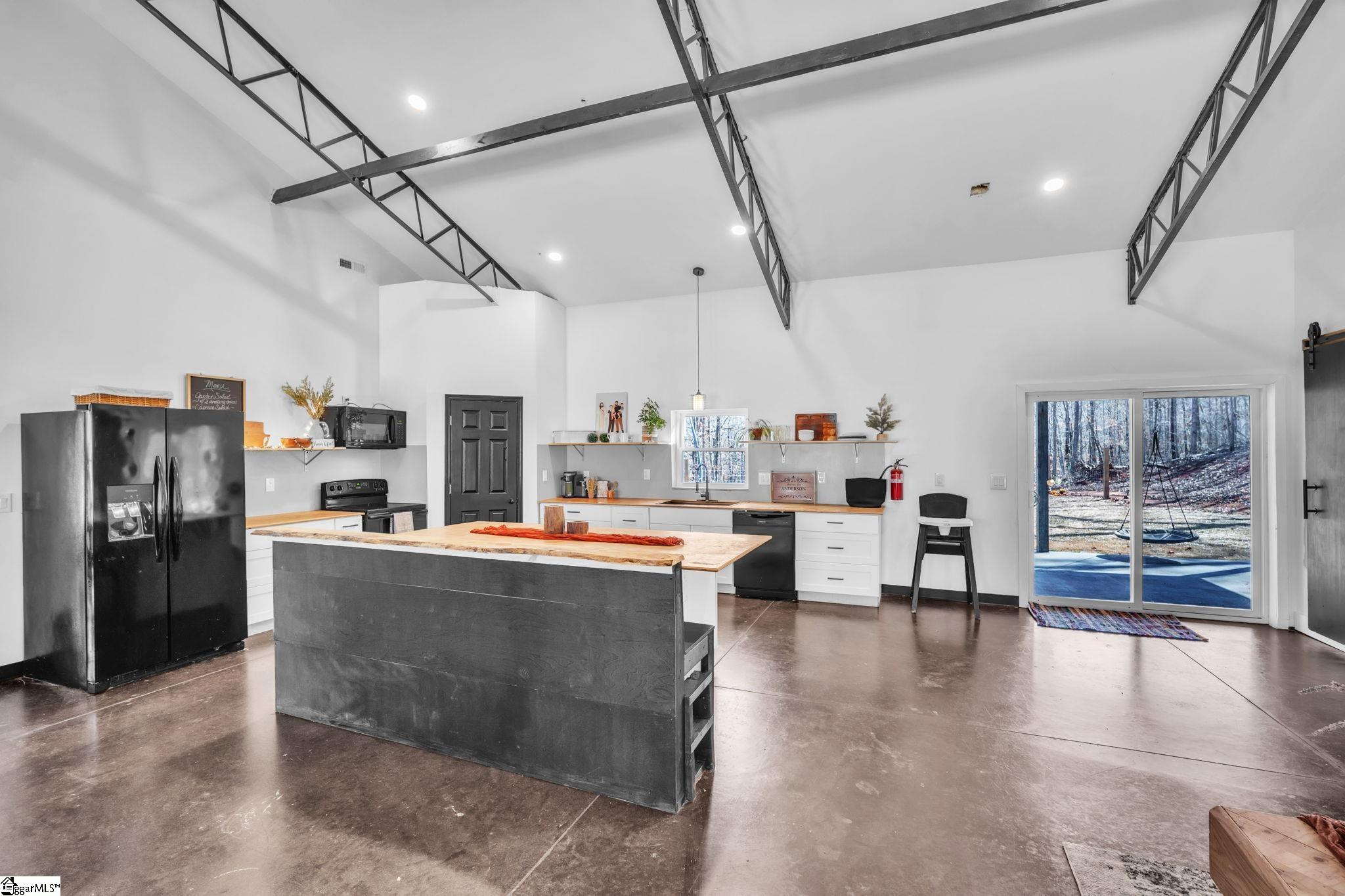 292 Rabbit Road Travelers Rest, SC 29690 - Photo 11 of 34