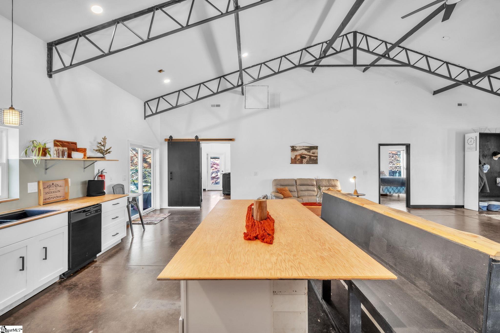 292 Rabbit Road Travelers Rest, SC 29690 - Photo 13 of 34