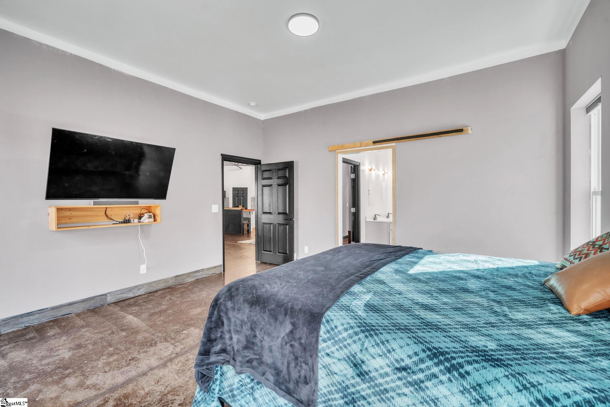 292 Rabbit Road Travelers Rest, SC 29690 - Photo 15 of 34