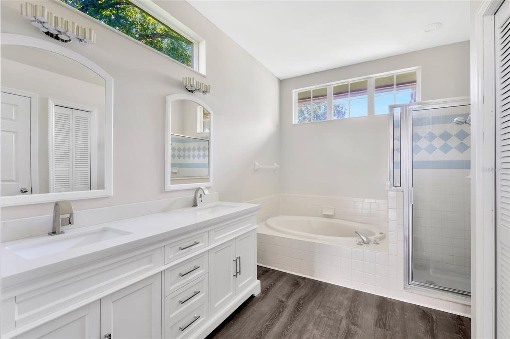 4809 Willow Ridge Terrace Valrico, FL 33596 - Photo 14 of 46 Gallery Image 14