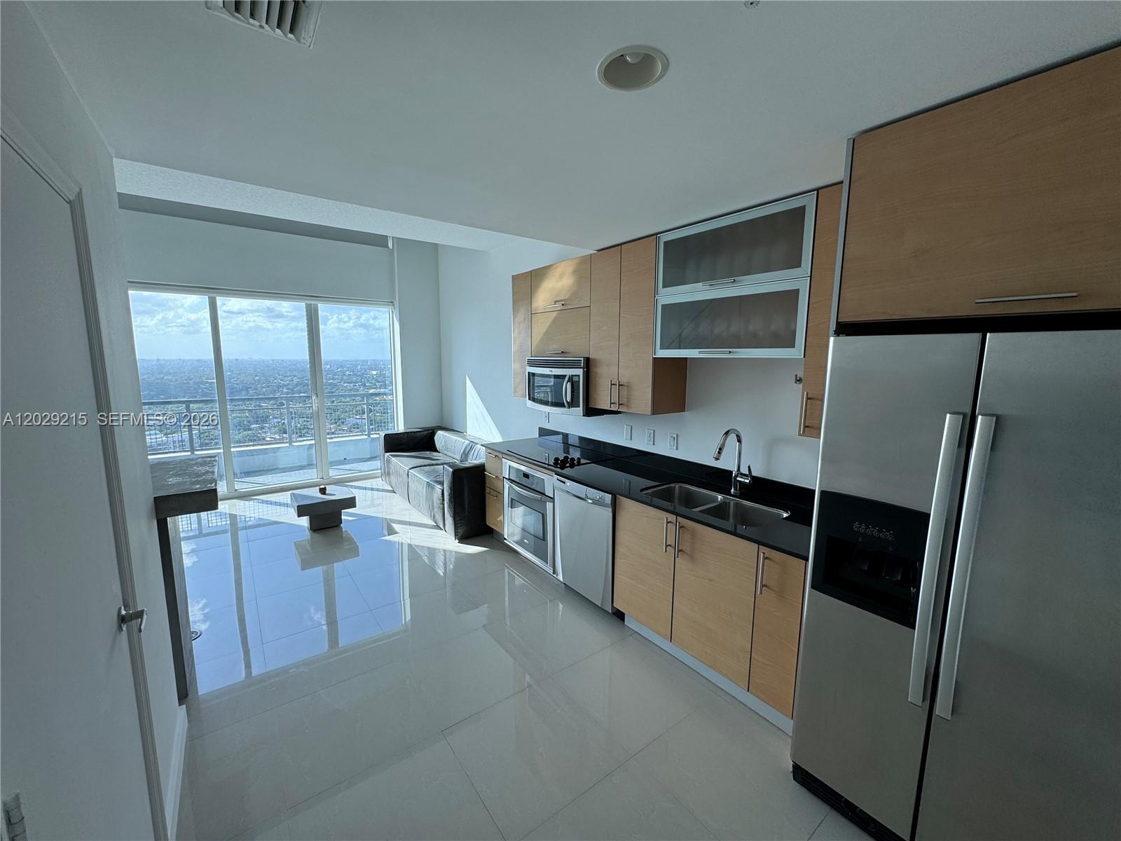 60 Southwest 13th Street, Unit 2807 Miami, FL 33130 - Photo 2 of 24