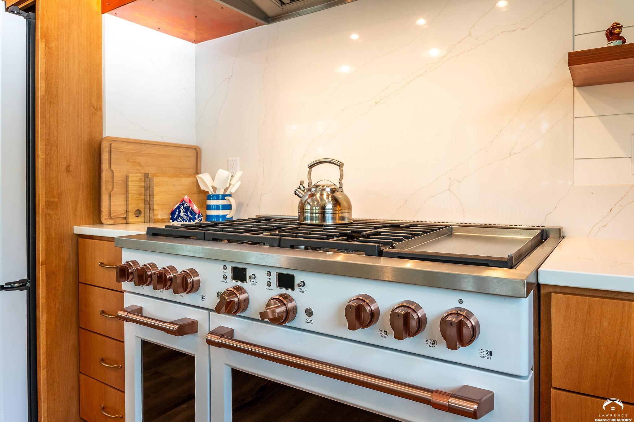 587 North 615 Road Lawrence, KS 66047 - Photo 21 of 51