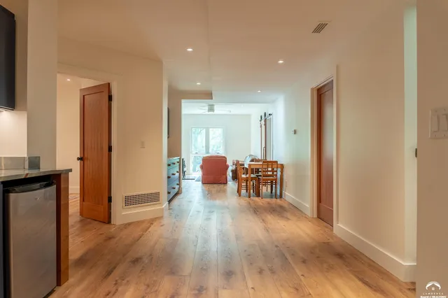 $2,400,000 | 587 North 615 Road, Lawrence, KS 66047