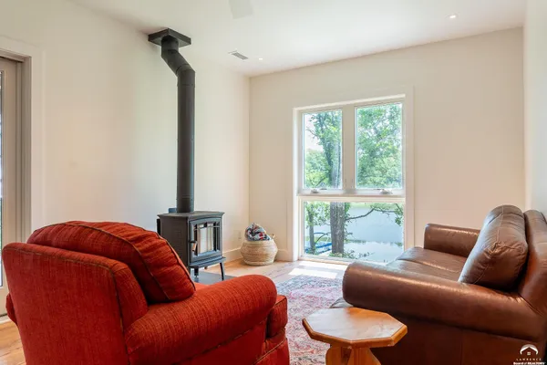 $2,400,000 | 587 North 615 Road, Lawrence, KS 66047