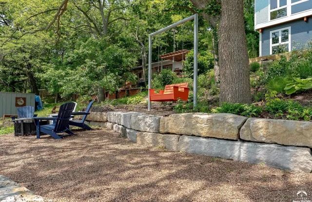 $2,400,000 | 587 North 615 Road, Lawrence, KS 66047