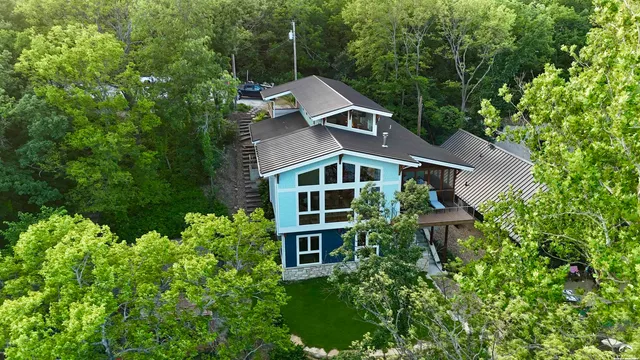 $2,400,000 | 587 North 615 Road, Lawrence, KS 66047