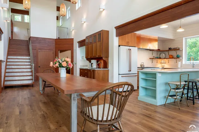 $2,400,000 | 587 North 615 Road, Lawrence, KS 66047