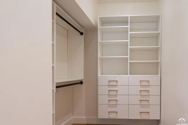 $2,400,000 | 587 North 615 Road, Lawrence, KS 66047