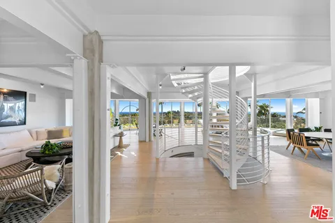 $5,150,000 | 6375 Gayton Place, Malibu, CA 90265