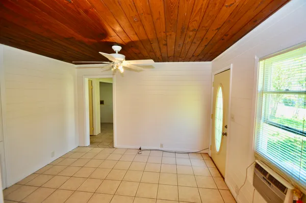 a view of entryway