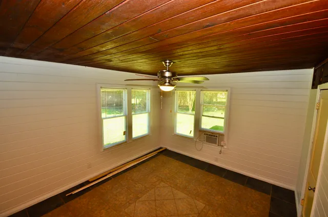 a view of a storage & utility room with a washer dryer