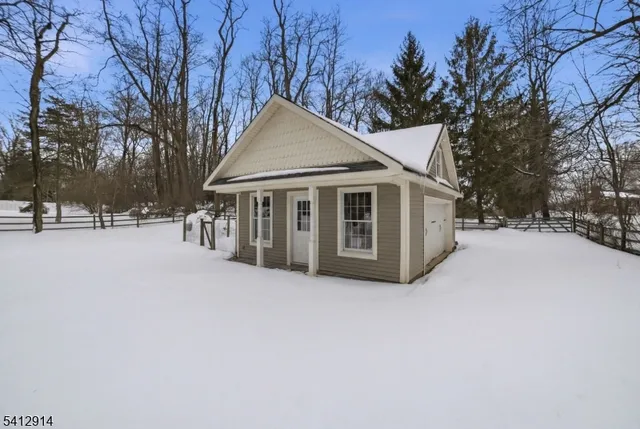 $1,995,000 | 21 Spring Street, Chatham, NJ 07928