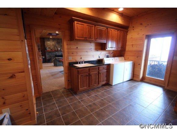 390 Forest Ridge Road Cashiers, NC 28717 - Photo 22 of 23 Gallery Image 22