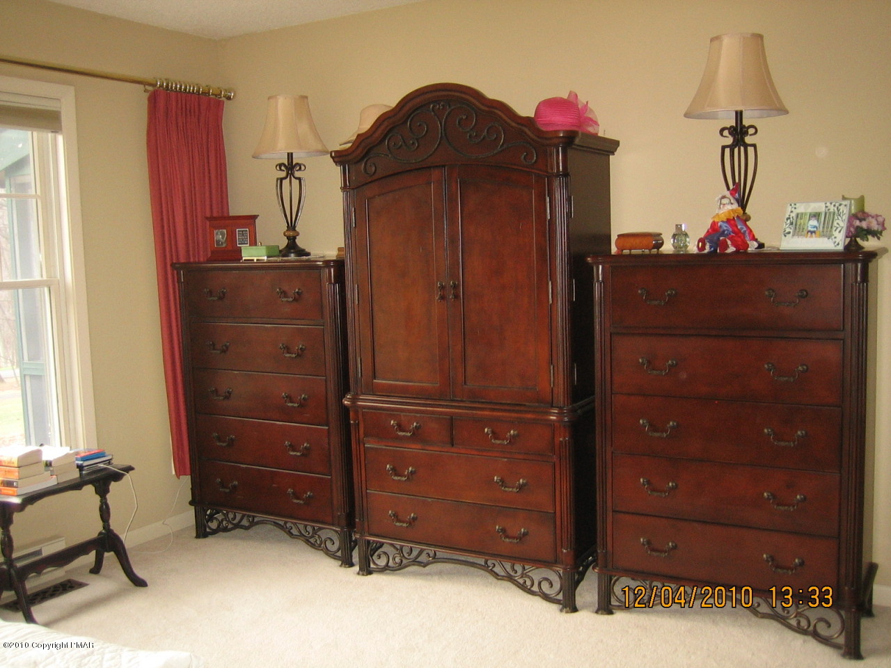 810 Long Road Buck Hill Falls, PA 18323 - Photo 10 of 20 Master Bedroom